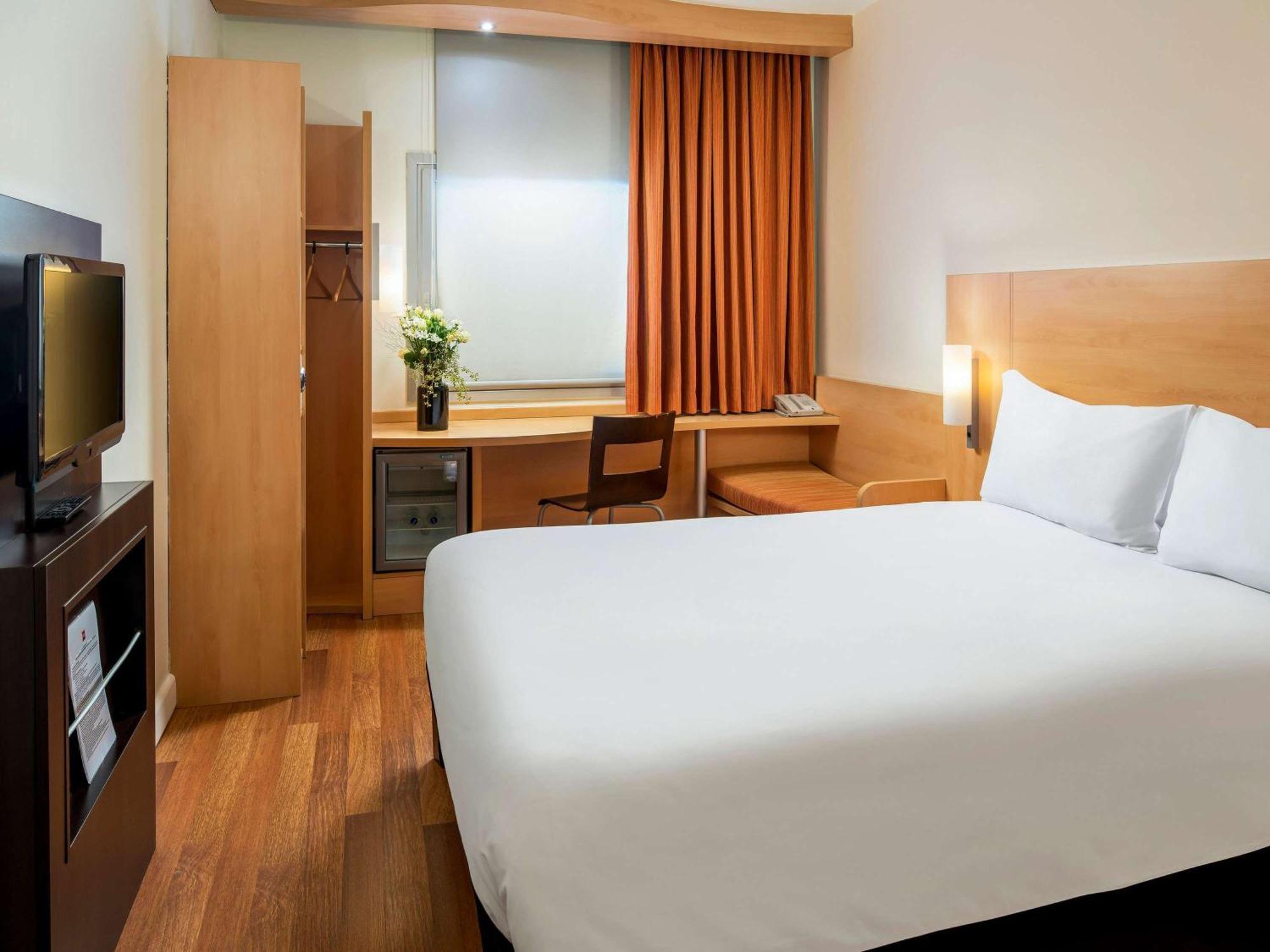 מלון Ibis Izmir Alsancak מראה חיצוני תמונה